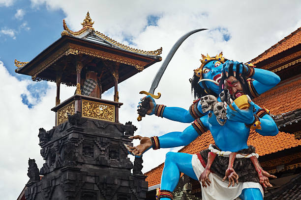 번자체 발리니스 악령 ogoh-ogoh nyepi 퍼레이드 대한 - bali sculpture balinese culture human face 뉴스 사진 이미지