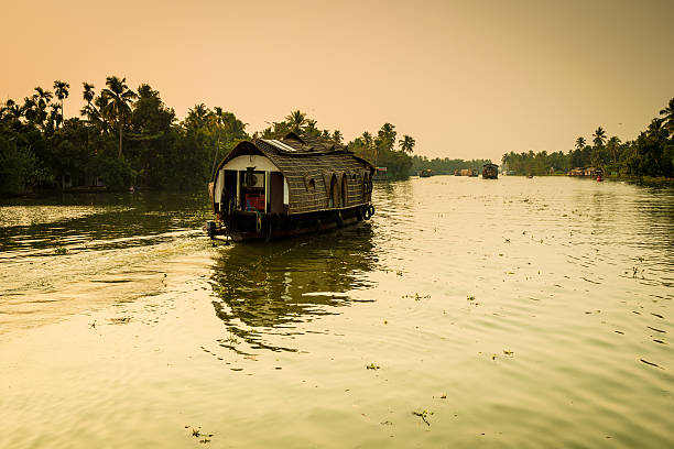 istock Traditional Inian house boat 470340206