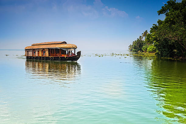 istock Traditional Inian house boat 470355034