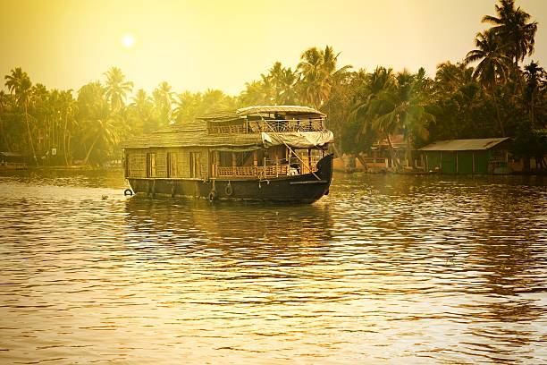 istock Traditional Inian house boat 470355036
