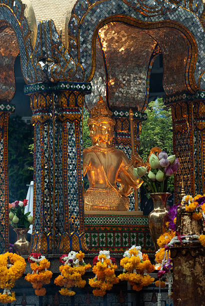 istock The shrine of the four-faced Brahma (Phra Phrom). 470358818