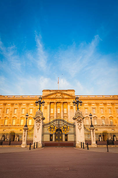 런던 골든 새벽 조명 on 버킹엄 궁전 몰 영국 - palace buckingham palace london england famous place 뉴스 사진 이미지