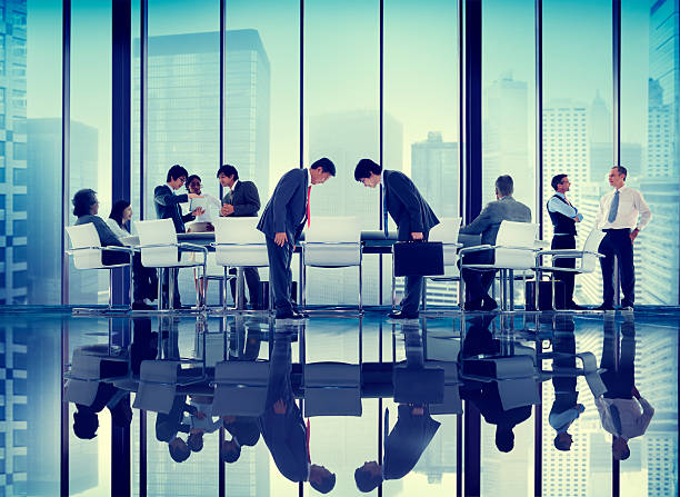 istock Business People Bowing Discussion Communication Cityscape Meetin 470367772