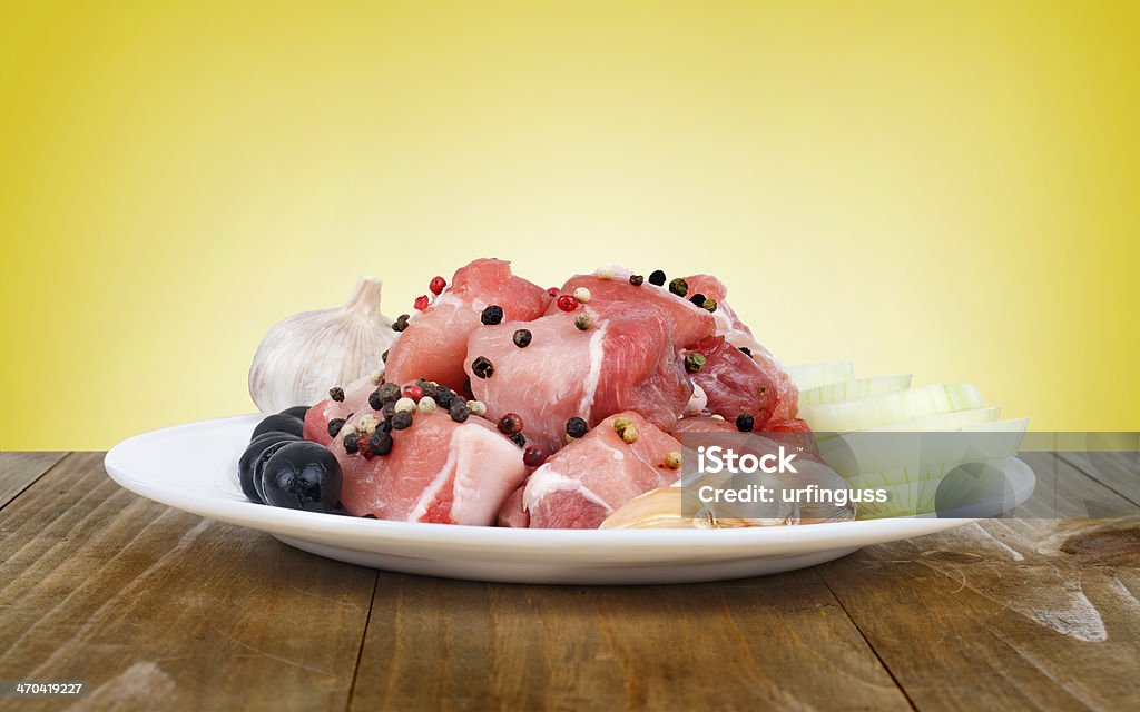 Viande servies sur une assiette de fruits - Photo de Aliment libre de droits