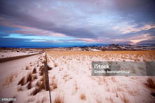 Schönen Sonnenuntergang Im Winterberg Und Wolken Himmel Montana Usa Stockfoto und mehr Bilder von Alpenglühen