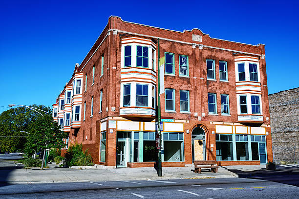 istock Empty vintage Shop Building, South Chicago 470439769