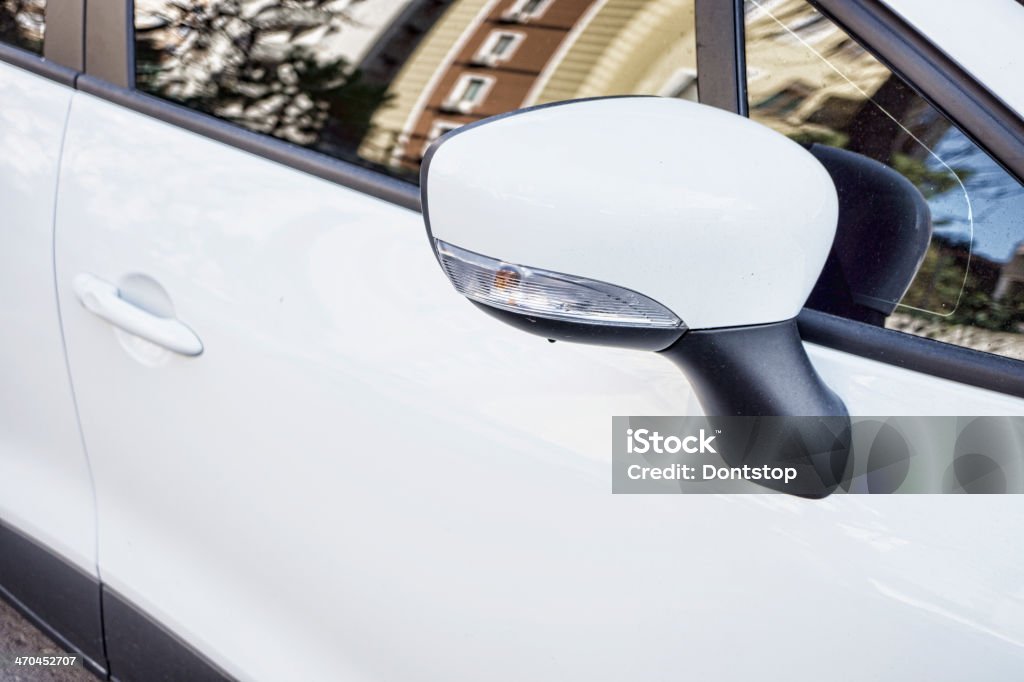 Specchio posteriore - Foto stock royalty-free di Bianco