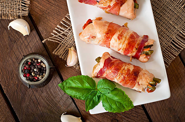 istock Delicious chicken rolls stuffed with green beans 470467994