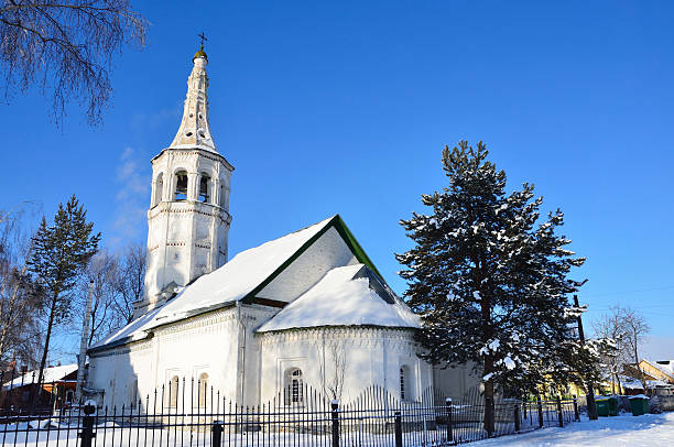 istock Ancient church in Suzdal, Russia 470492625
