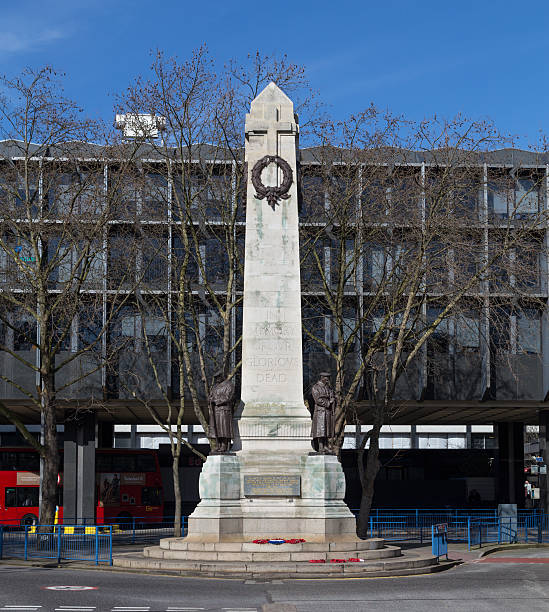 euston war memorial - cenotaph foto e immagini stock