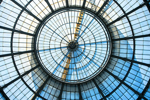 istock galleria vittorio emanuele milano expo 2015 470534592