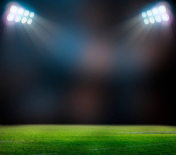 iluminación - football goal post goal post american football stadium football field fotografías e imágenes de stock