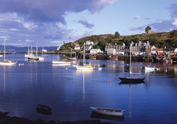 The Harbour, Tarbert, Loch Fyne Argyll The attractive harbour in the village of Tarbert Loch Fyne Argyll in Scotland's Kintyre peninsula. argyll and bute stock pictures, royalty-free photos & images