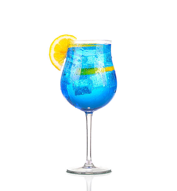 istock collage Sprite drinks whit sparkllng soda and ice 470622566