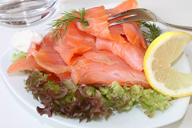 копчёный лосось - plate salmon food dinner стоковые фото и изображения