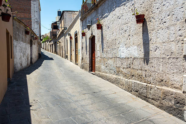 istock Narrow Alley and Stone Buildings 470628076