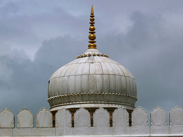 istock Pearl Mosque, Moti Masjid, 470639033