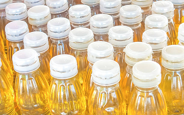 istock Bottle of oil. 470673072