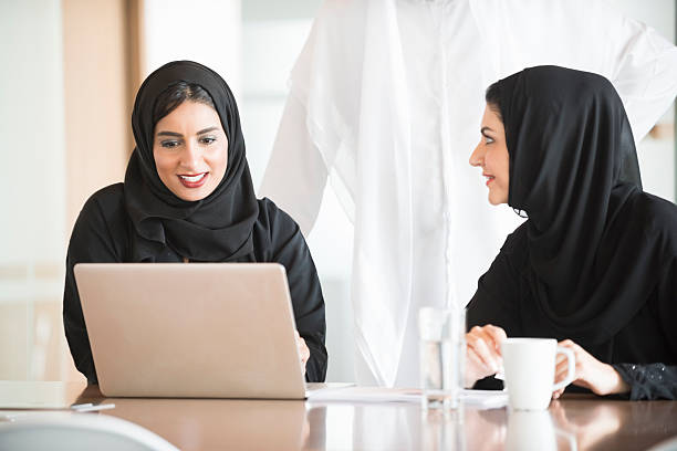 istock Business women at a meeting. 470731128