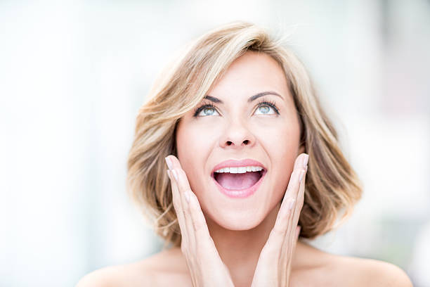 istock Surprised woman with short hair 470732030