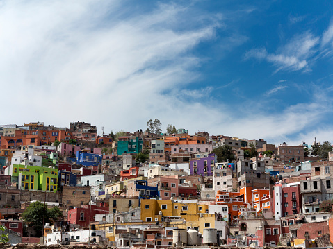 Colourful houses on the hills of the colonial town of Guananjuato, Mexico. 
