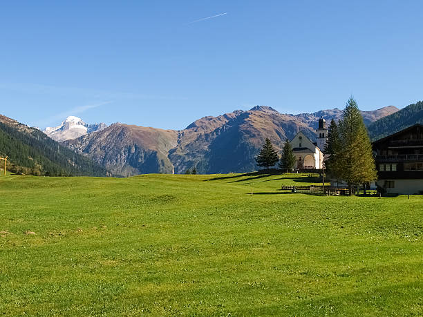 istock Swiss Alps, Bernese Oberland 470747936