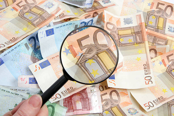 istock Pile of Euro Banknotes 470749302