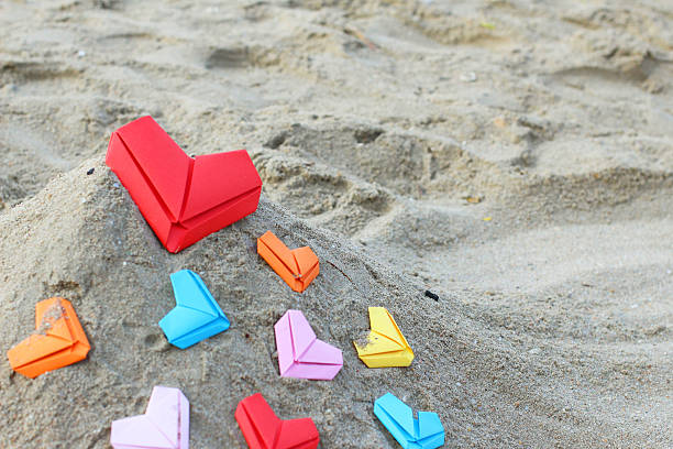 istock variety paper hearts 470758175