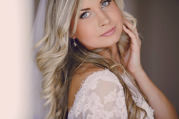 istock morning dress bride 470759402
