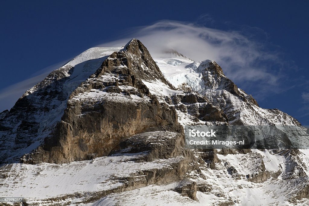 Vista di Jungfrau mountain, Svizzera, Blu cielo e cloud. - Foto stock royalty-free di Alpi