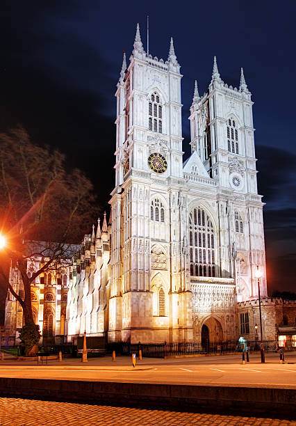 ウエストミンスター寺院夜は、ロンドン - westminster abbey city of westminster awe uk ストックフォトと画像