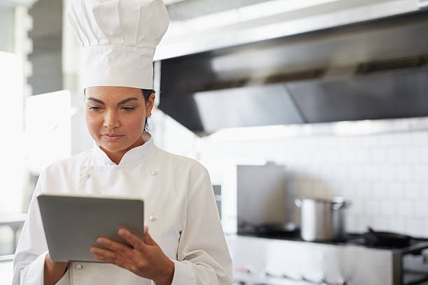 istock Checking the latest food trends online 470794992
