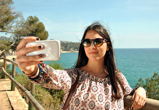 istock selfies becoming friends 470806680