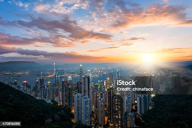Hong Kong Cityscape 照片檔及更多 城市 照片 - 城市, 香港, 日出
