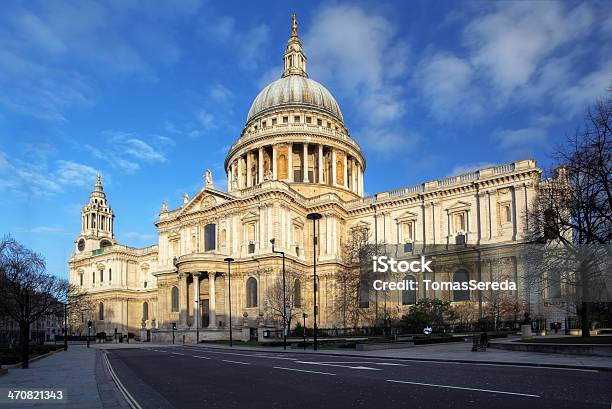 St Pauls Собор В Лондоне — стоковые фотографии и другие картинки Собор Святого Павла - Собор Святого Павла, Лондон - Англия, Собор