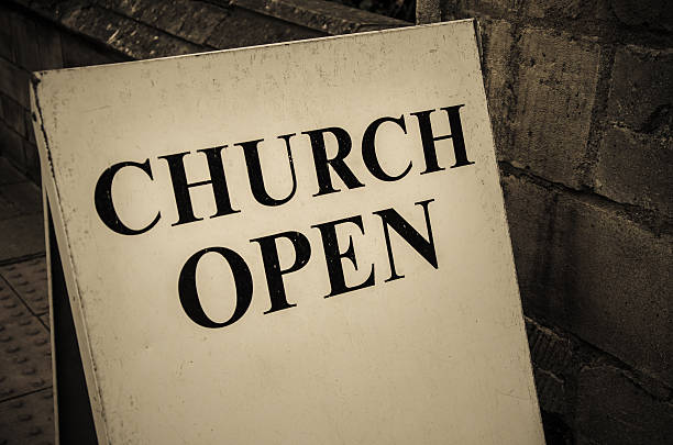 igreja placa de open - church greeting welcome sign sign imagens e fotografias de stock