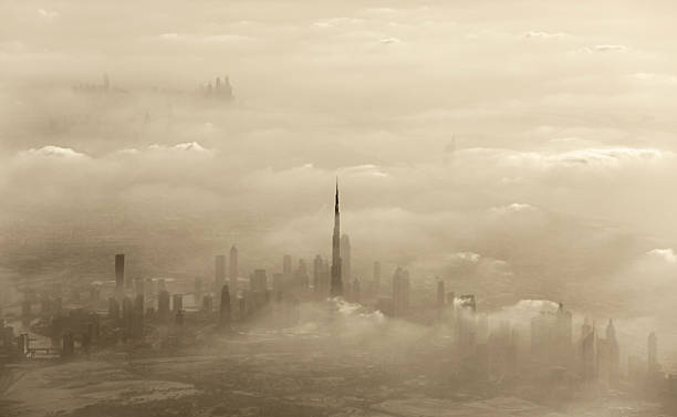 tempesta di sabbia a dubai - dubai united arab emirates hotel luxury foto e immagini stock