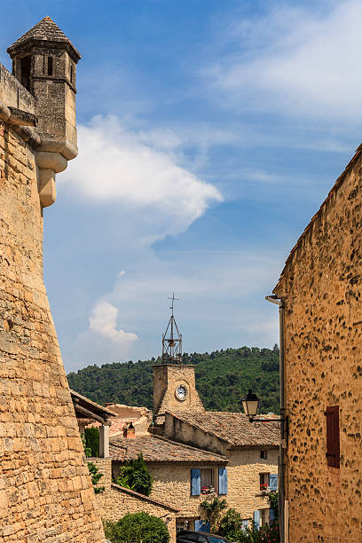 Ansouis is a beautiful village perched on a hill, on top of which is the castle and the church, probably dating back to the late twelfth century. From the terrace you can enjoy a beautiful image of the Luberon. Ansouis is located in the Vaucluse department, in the Provence-Alpes-Côte d'Azur region, in southeastern France.