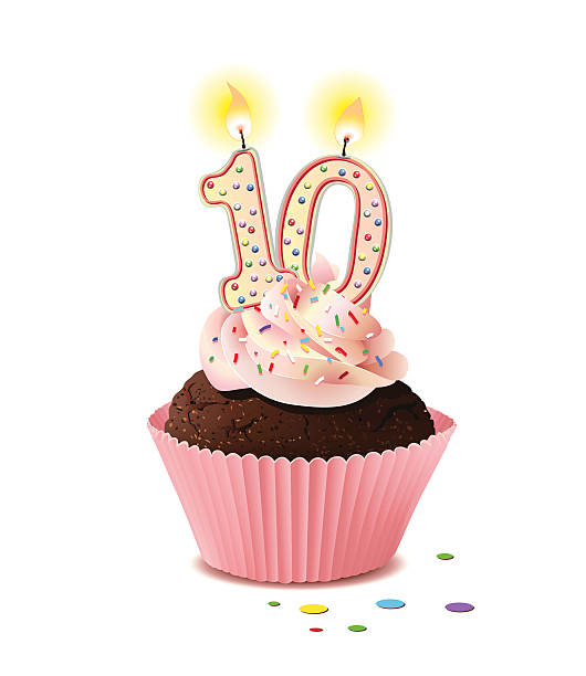 ilustrações, clipart, desenhos animados e ícones de cupcake de aniversário com velas no número 10 - kunst