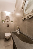 blick-von-badezimmer.jpg?b=1&s=170x170&k=20&c=R_boUInIhhBbRIpJ3ljVAsjxUuGh6La3ElATqjmIvXA=