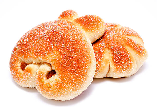 istock Sweet rolls buns with raisin isolated 470920146