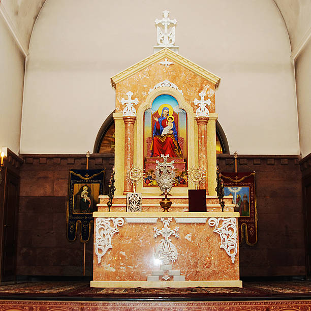 autel de l'église - baptism altar jesus christ church photos et images de collection