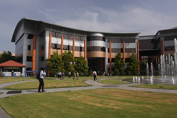 infosys hauptsitz in bangalore, indien - bangalore india business building exterior stock-fotos und bilder