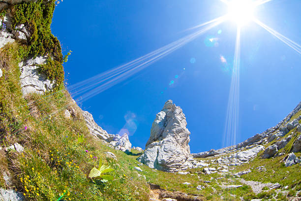 dent de crolles ascensão-alpes franceses - crolles imagens e fotografias de stock