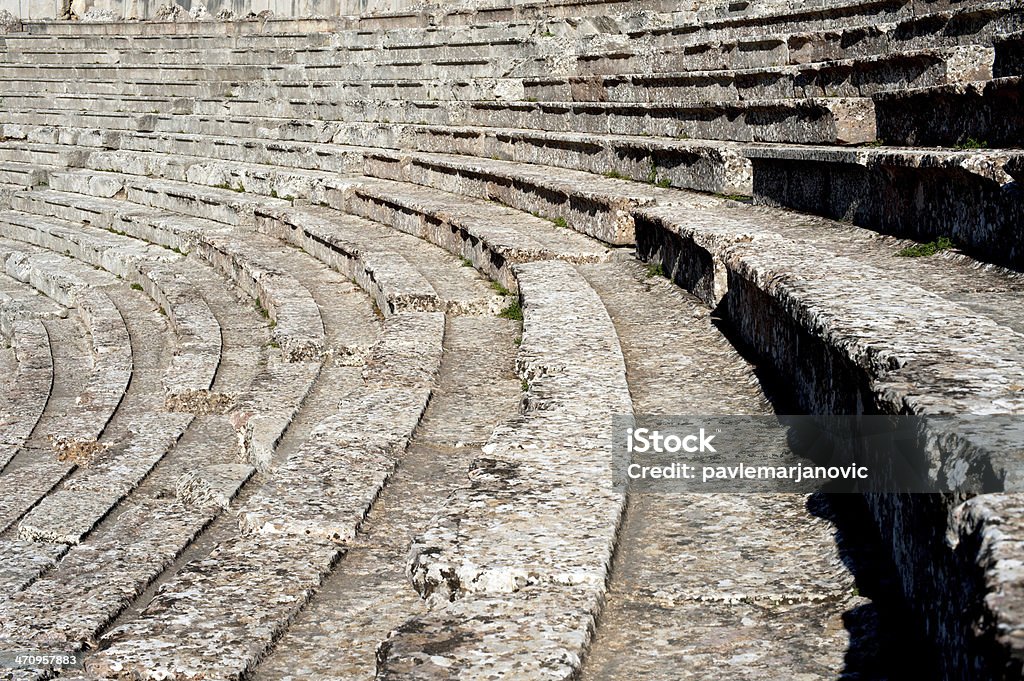 Epidaurus teatro - Foto de stock de Anfiteatro libre de derechos