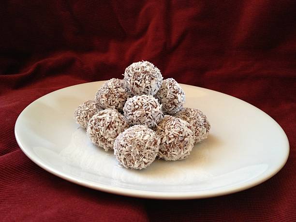 Sueco Chocolate esferas (Chokladbollar) - fotografia de stock