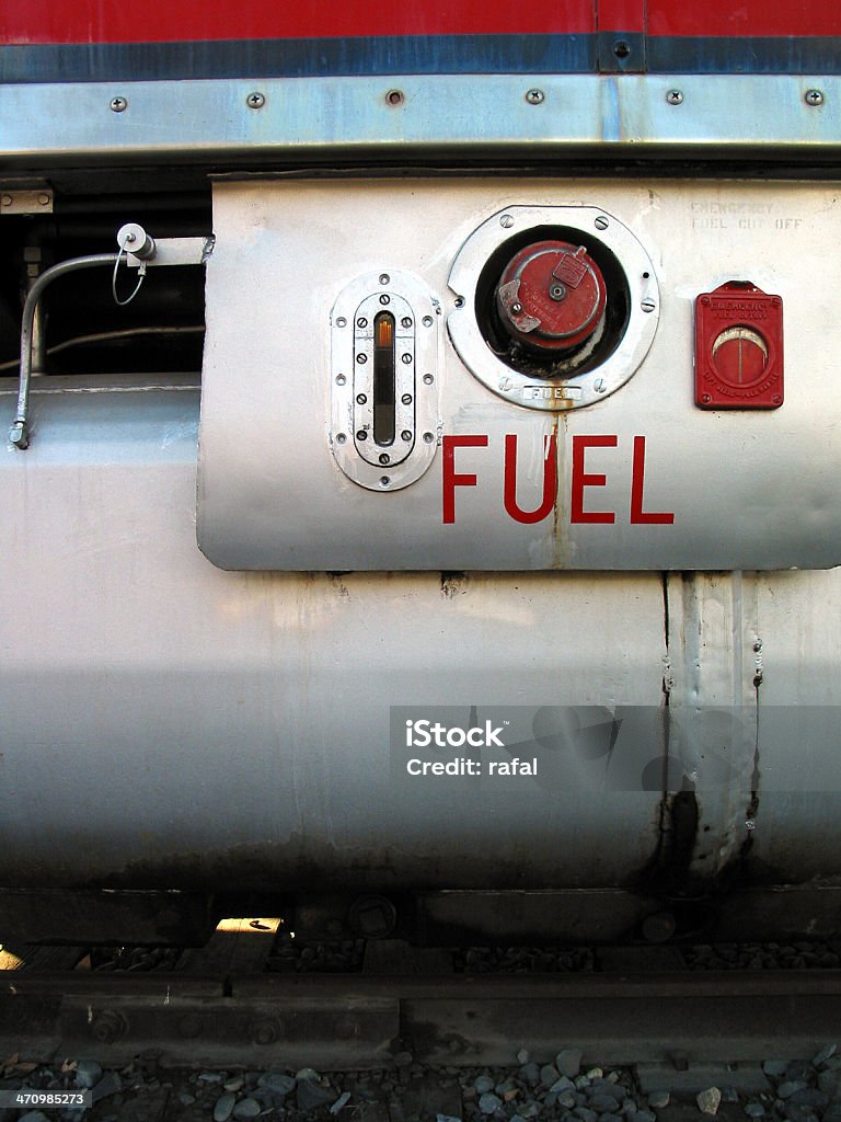 Treno serbatoio carburante - Foto stock royalty-free di Arrugginito