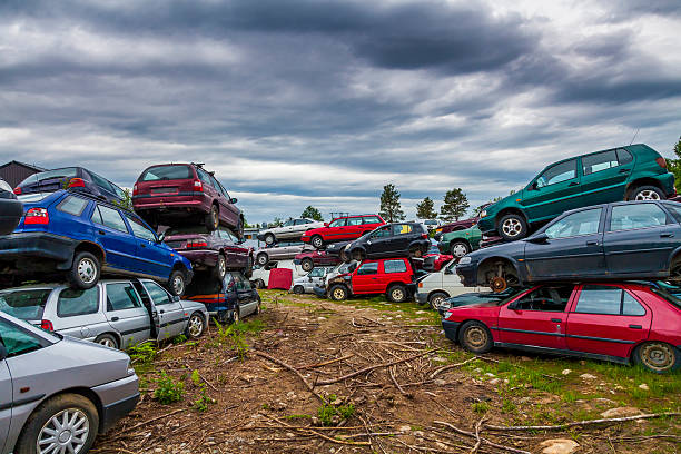 dump broken and crashed cars. cemetery cars. - låtsasbråk bildbanksfoton och bilder