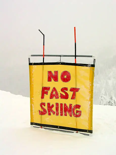 Photo of No Fast Skiing Sign