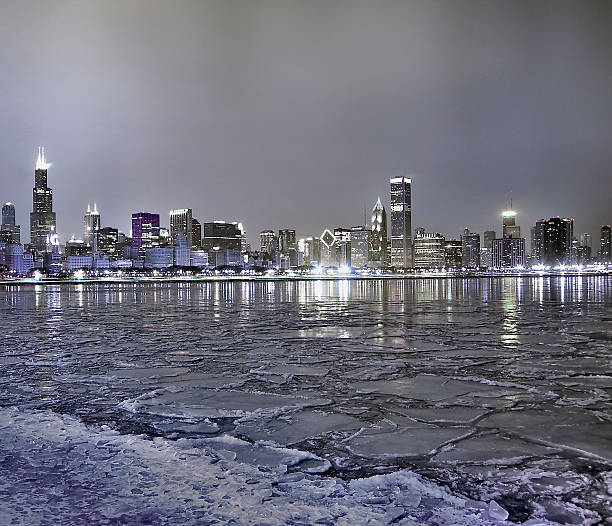 istock Chicago winter icy skyline city 470990273
